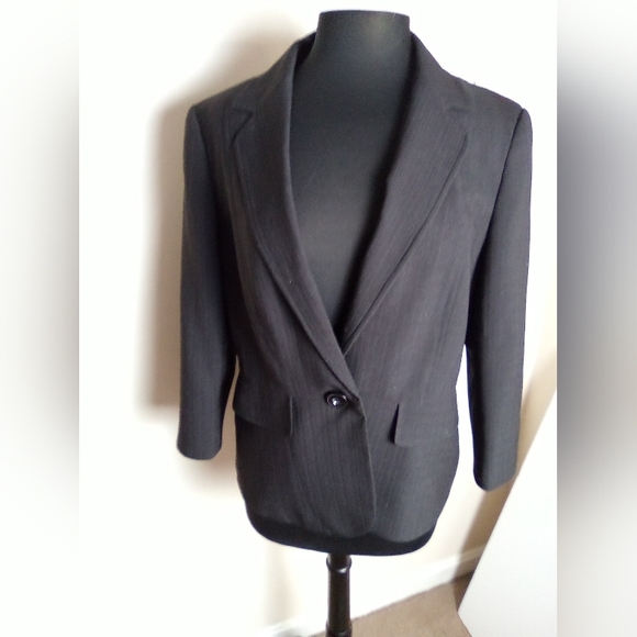 LE SUIT Stylish BLACK Blazer SIZE 12 - Picture 4 of 5